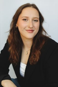 Personnes diplômées - Production scénique - Conception d'accessoires, de costumes et d'espaces scéniques, Marie-Samuelle Hughes